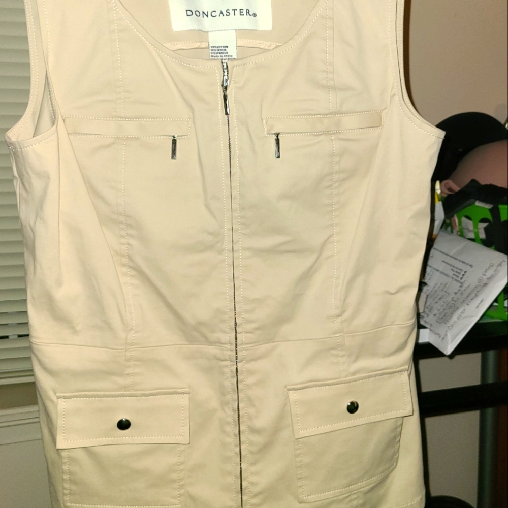 Doncaster women's vest